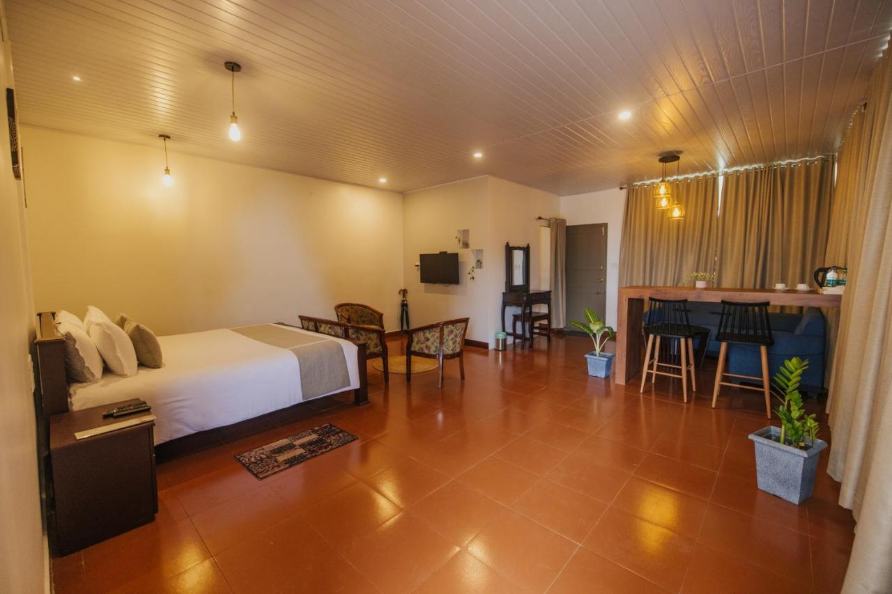 Misty Courtyard Resort Chinnakanal Экстерьер фото