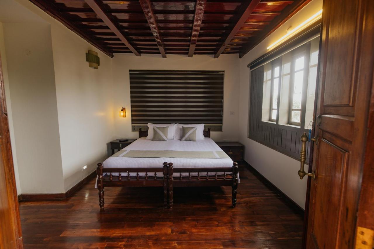 Misty Courtyard Resort Chinnakanal Экстерьер фото