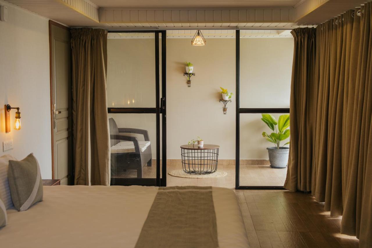 Misty Courtyard Resort Chinnakanal Экстерьер фото
