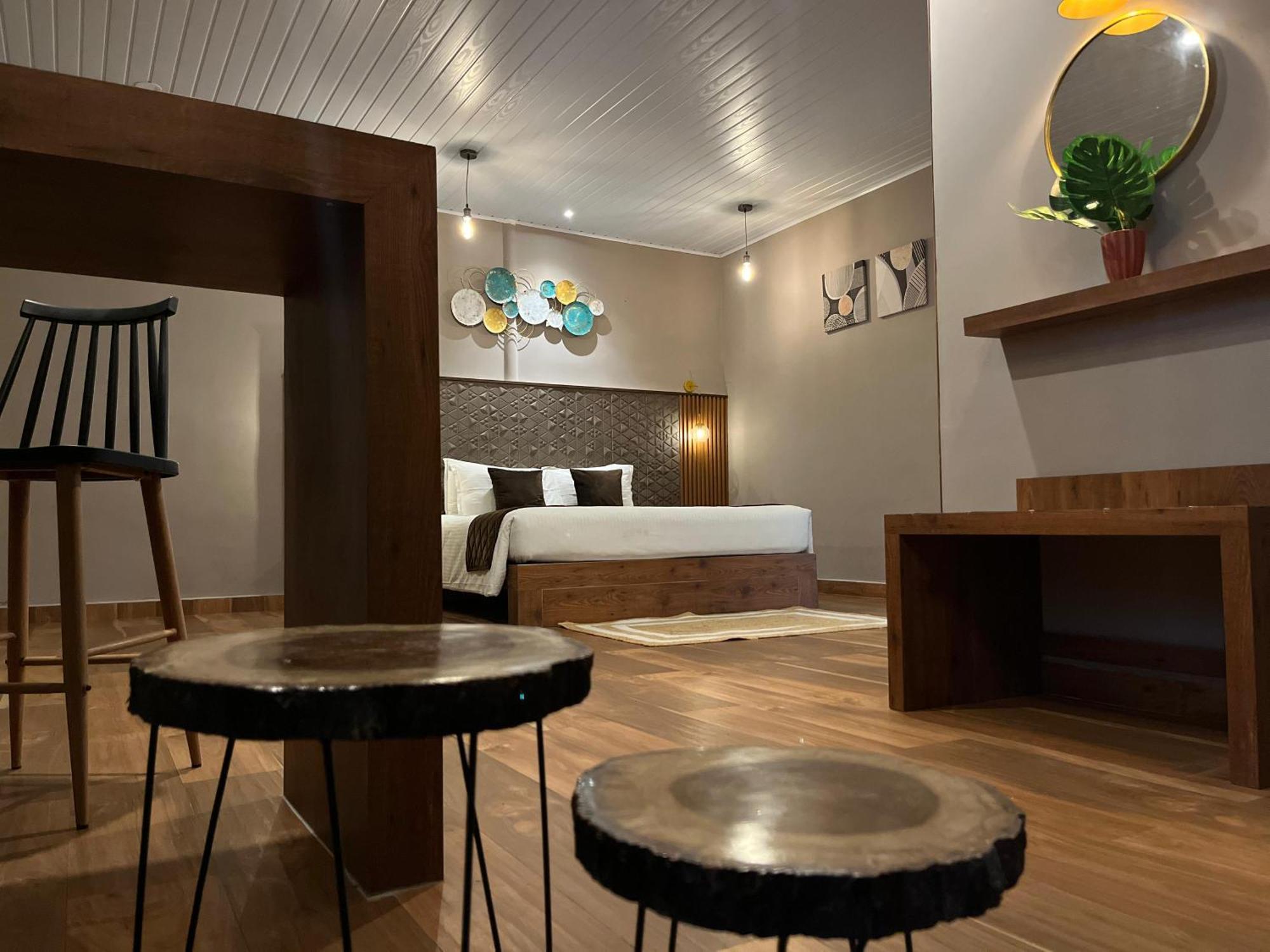 Misty Courtyard Resort Chinnakanal Экстерьер фото